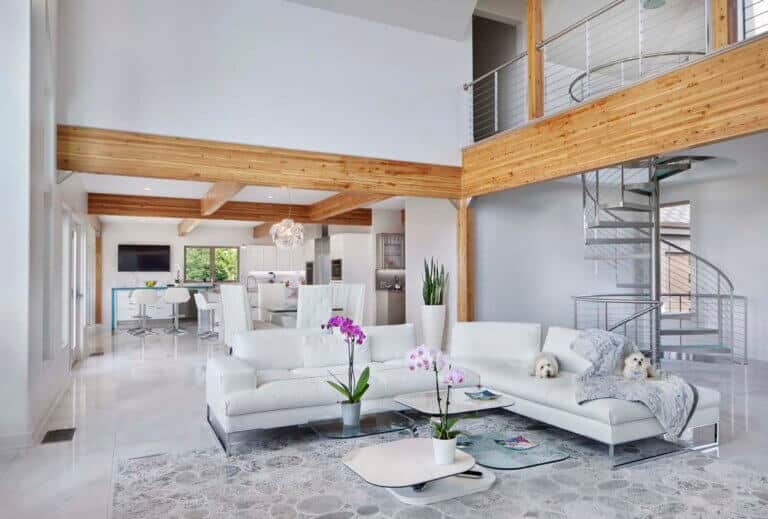 Lakeshore Lodge
